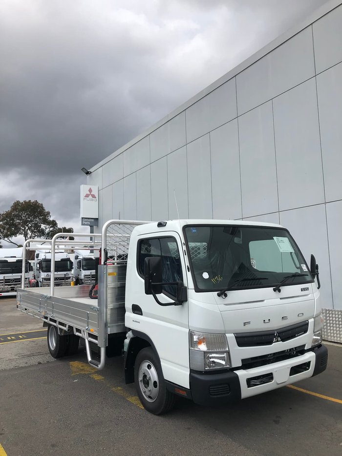 2019 FUSO CANTER 515 null null White