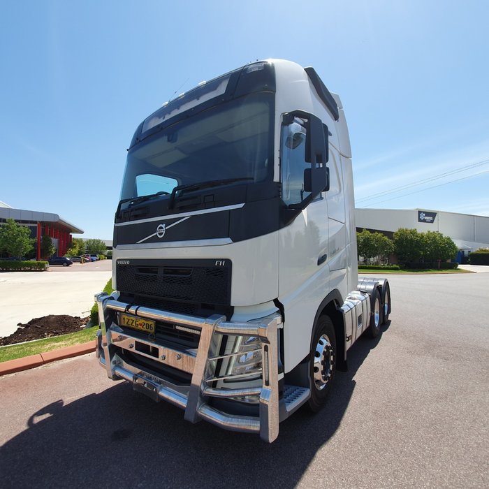 2015 Volvo FH540 GLOBETROTTER WHITE