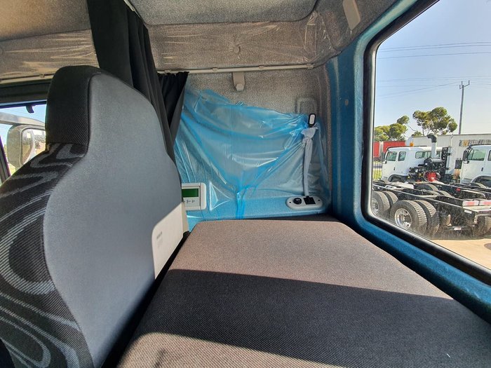 2020 IVECO STRALIS ATI 360 6X2 WITH 9M TRAY null null White