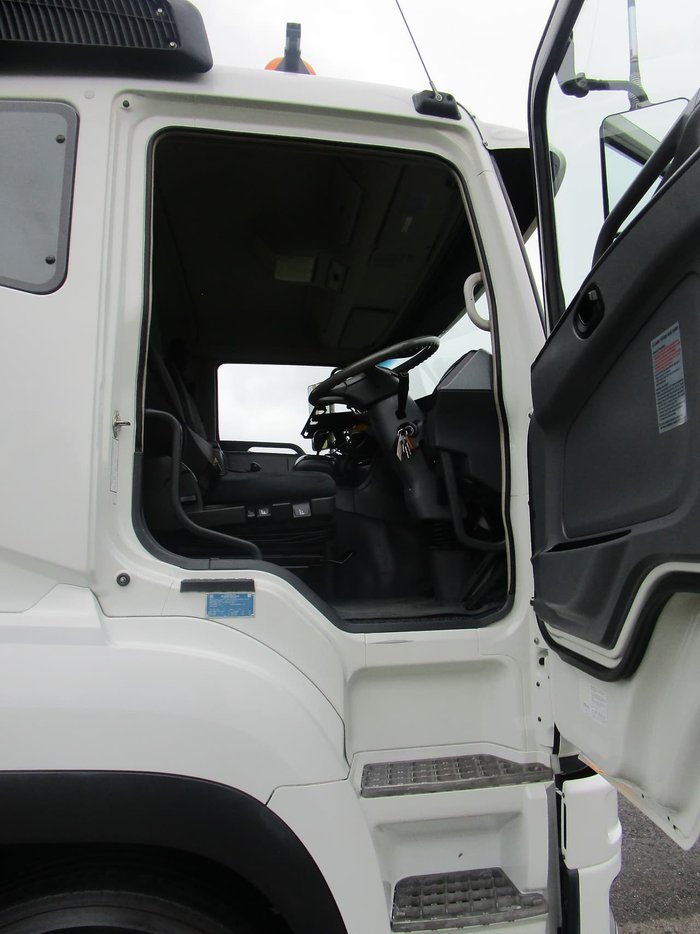 2016 FUSO FS500 null null WHITE
