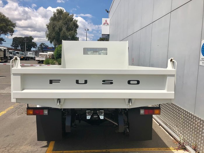 2020 FUSO CANTER 815 null null White