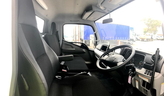 2020 FUSO CANTER 815 null null White