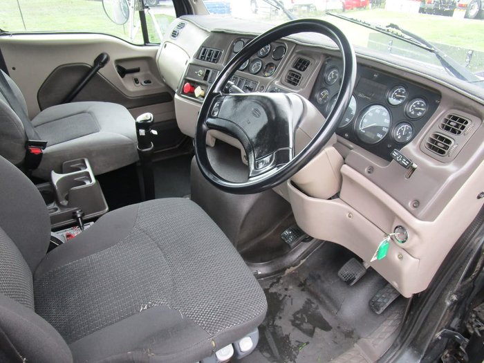 2008 STERLING HX9500 null null GREY