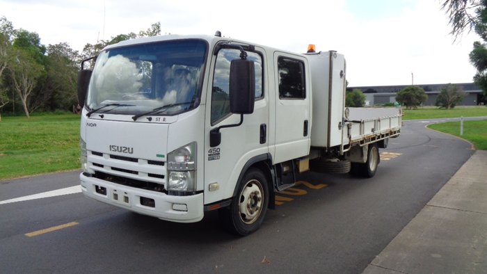 2013 Isuzu NQR450 White