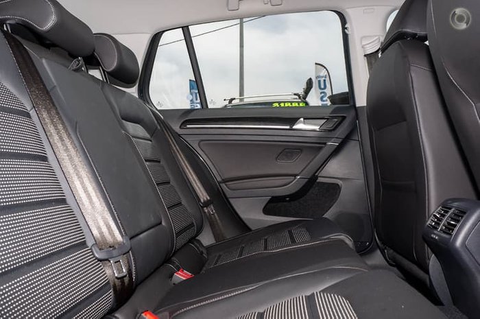 2019 Volkswagen Golf 110TSI Highline 7.5 MY20 Grey