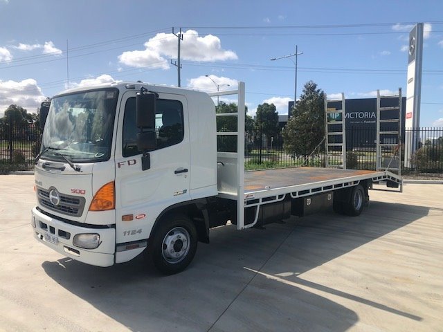2012 Hino FD 1124-500 Series BEAVERTAIL