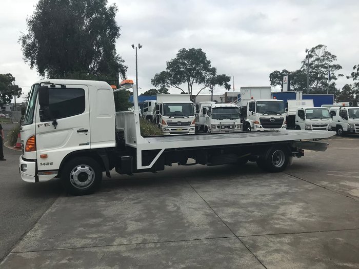 2012 HINO FE 500 SERIES null null WHITE