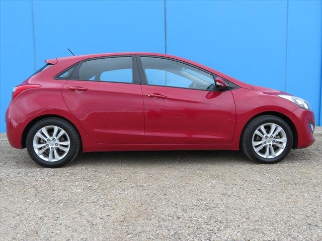 2014 HYUNDAI i30