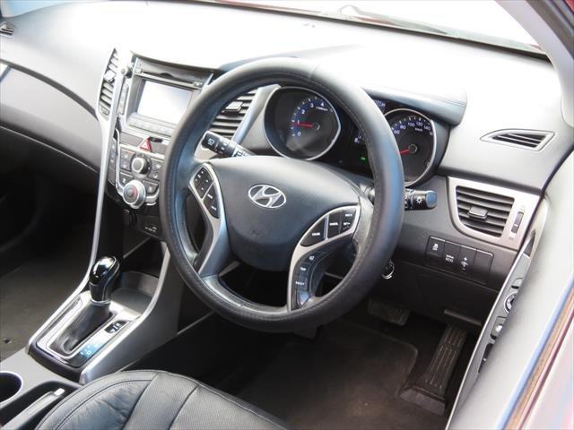 2014 HYUNDAI i30