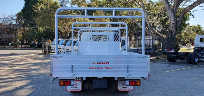 2019 HINO 300 SERIES 617 MEDIUM TRADEACE null null White