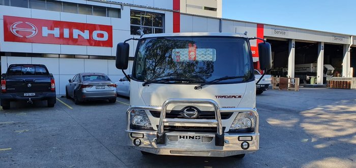 2019 HINO 300 SERIES 617 MEDIUM TRADEACE null null White