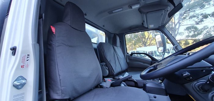 2020 HINO 300 SERIES 921 CUSTOM CHIPPER TIPPER null null White