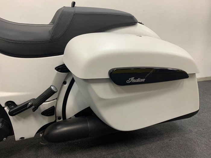 2020 Indian SPRINGFIELD DARK HORSE WHITE