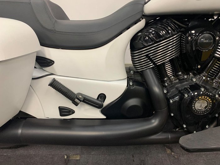 2020 Indian SPRINGFIELD DARK HORSE WHITE