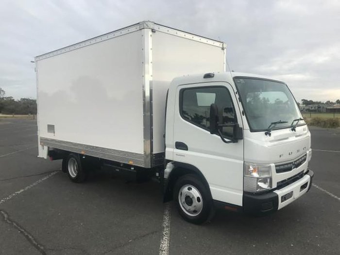2019 FUSO CANTER 515 WIDE FEB21ER3SFAN null null White