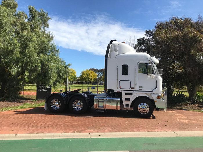 2013 FREIGHTLINER ARGOSY 101 White
