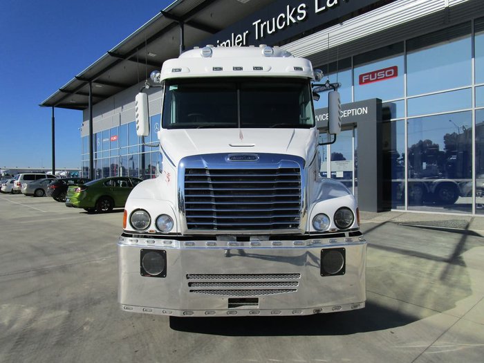 2012 FREIGHTLINER CENTURY CST112 PTO HYD null null white