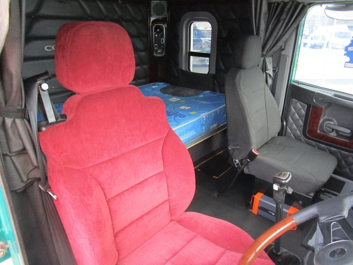 2013 FREIGHTLINER CORONADO SD122 null null GREEN