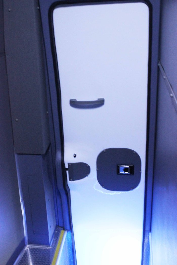 2021 YUTONG D7 White