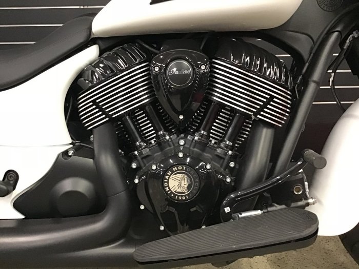 2020 Indian SPRINGFIELD DARK HORSE WHITE