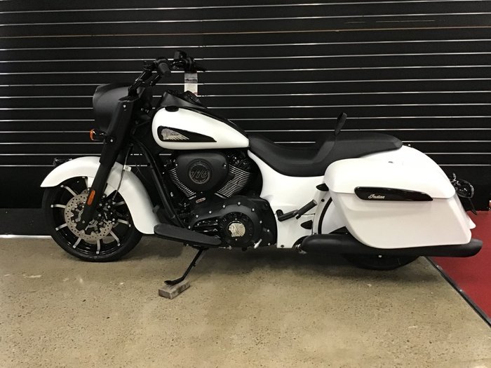 2020 Indian SPRINGFIELD DARK HORSE WHITE