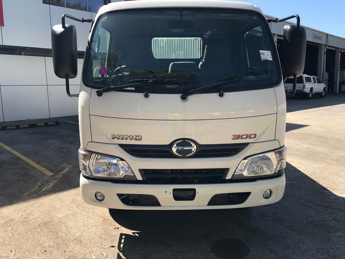 2020 HINO 300 SERIES 616 AUTO IFS TIPPER null null White