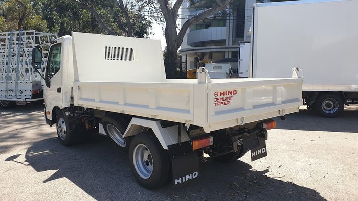 2020 HINO 300 SERIES 616 SHORT AUTO TIPPER null null White