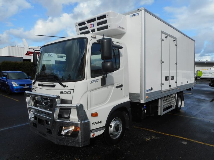 2020 HINO 500 SERIES FC 1124 REFRIGERATOR PANTECH null null White