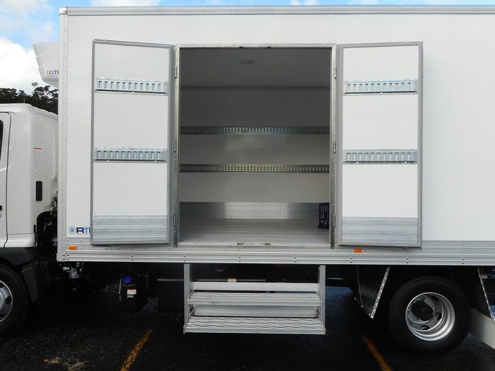 2020 HINO 500 SERIES FC 1124 REFRIGERATOR PANTECH null null White