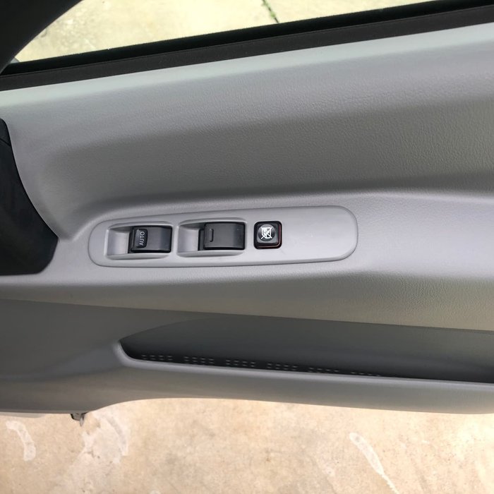 2020 HINO 300 SERIES 616 MEDIUM AUTO ALLOY TIPPER WITH TOOL BOX null null White