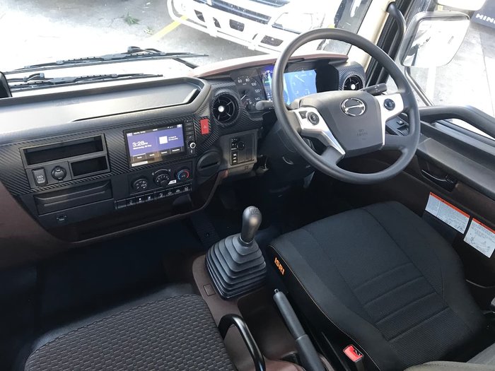 2020 HINO 500 SERIES FC 1124 MT LEAF 3850 TIPPER 3.6 null null White