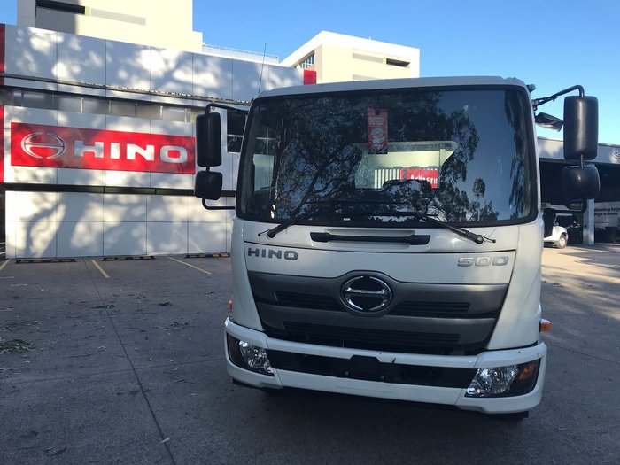 2020 HINO 500 SERIES FC 1124 MT LEAF 3850 TIPPER 3.6 null null White