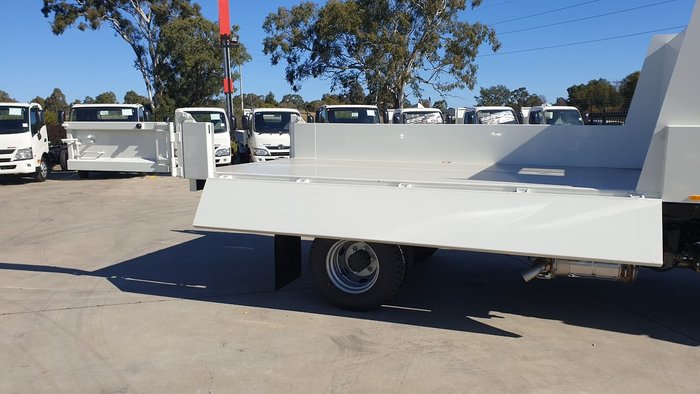 2020 HINO FC 1124 MT TIPPER 4.0 null null White