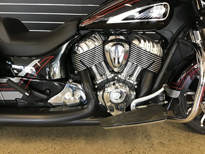 2019 Indian CHIEFTAIN LIMITED THUNDR BLACK Black