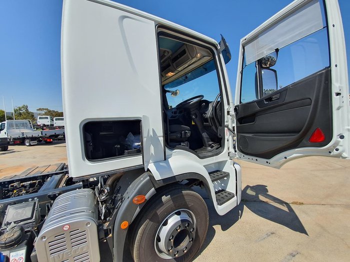 2021 IVECO ML160 EEV SLEEPER AUTO WITH FRIDGE & VENTILATED DRIVER SEAT White