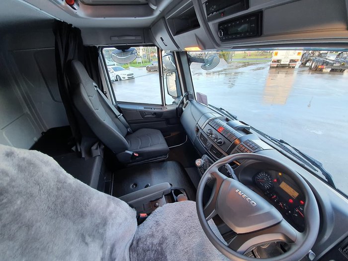 2020 IVECO ML120 SLEEPER CAB MANUAL 250HP null null White