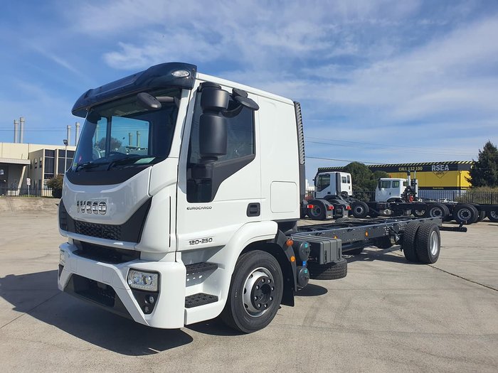 2020 IVECO ML120 SLEEPER CAB MANUAL 250HP null null White