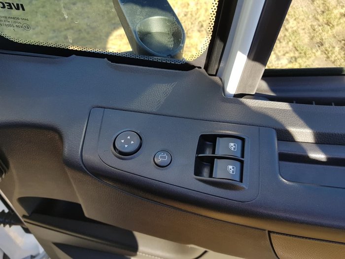 2020 IVECO ML120 SLEEPER CAB MANUAL 250HP null null White