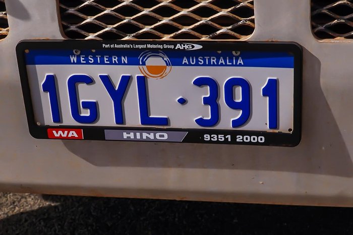 2014 HINO FS 2848 WHITE