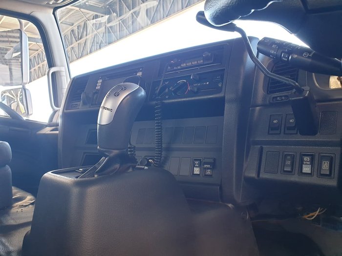 2014 HINO FS 2848 null null WHITE