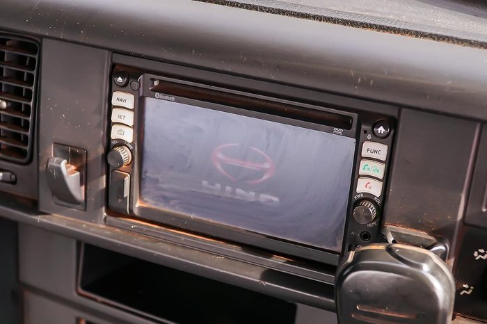 2014 HINO FS 2848 WHITE