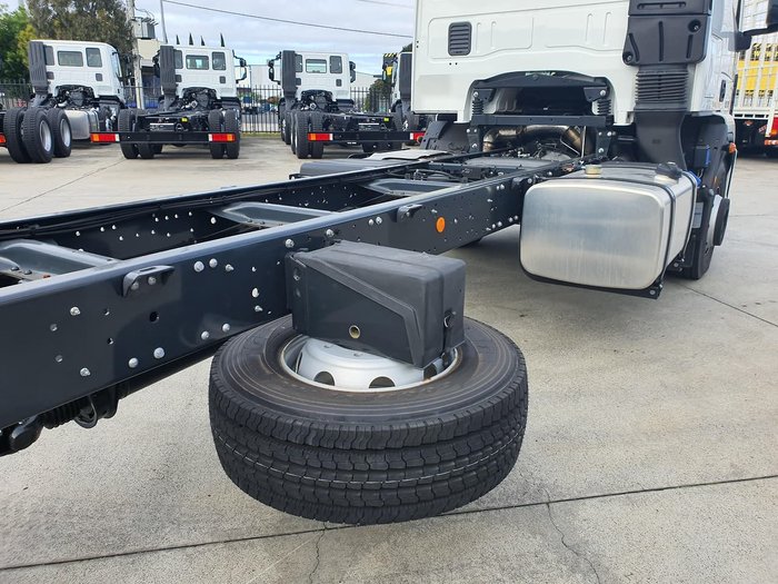 2020 IVECO ML160E28 E6 SLEEPER CAB MANUAL null null White