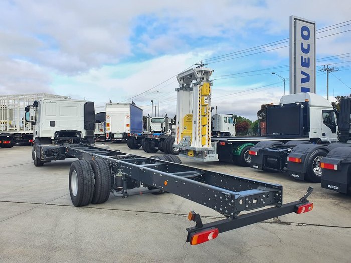 2020 IVECO ML160E28 E6 SLEEPER CAB MANUAL null null White