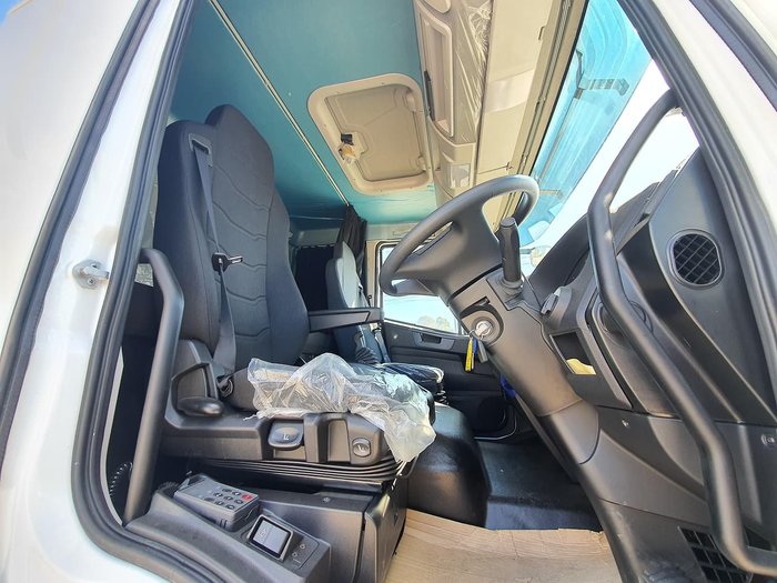 2020 IVECO ML160E28 E6 SLEEPER CAB MANUAL null null White