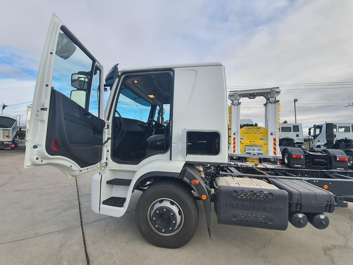 2020 IVECO ML160E28 E6 SLEEPER CAB MANUAL null null White
