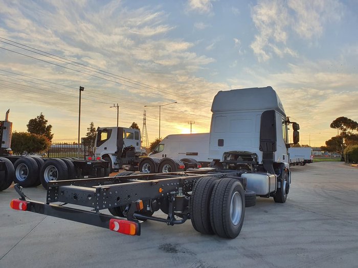 2021 IVECO ML160E28 E6 HIGH ROOF SLEEPER CAB AUTO null null white
