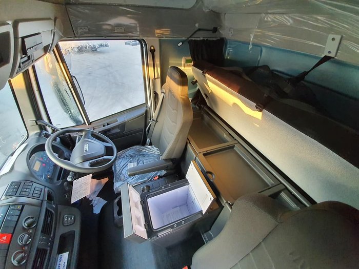 2021 IVECO ML160E28 E6 HIGH ROOF SLEEPER CAB AUTO null null white