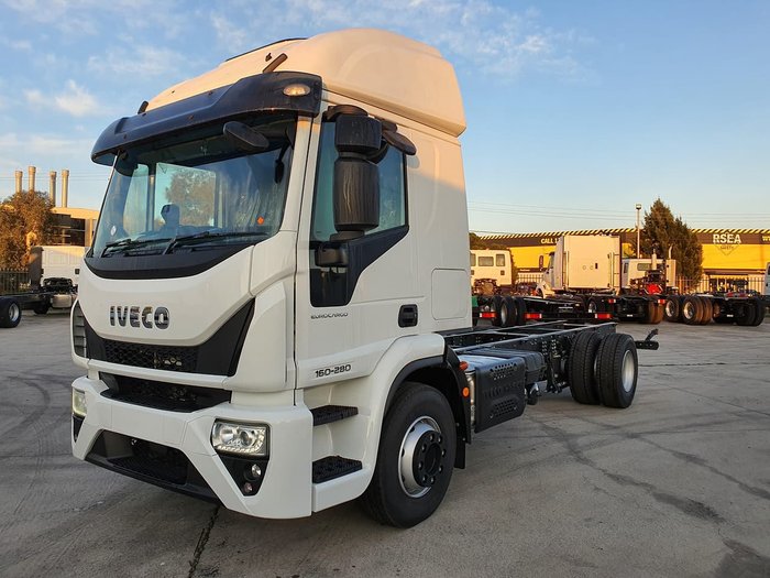 2021 IVECO ML160E28 E6 HIGH ROOF SLEEPER CAB AUTO null null white