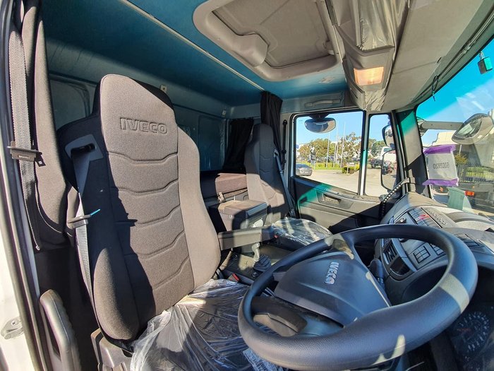 2020 IVECO ML160 EEV SLEEPER CAB MANUAL WITH STEEL TRAY null null white