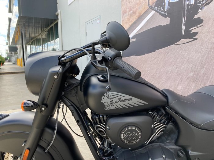 2020 Indian CHIEF DARK HORSE Black